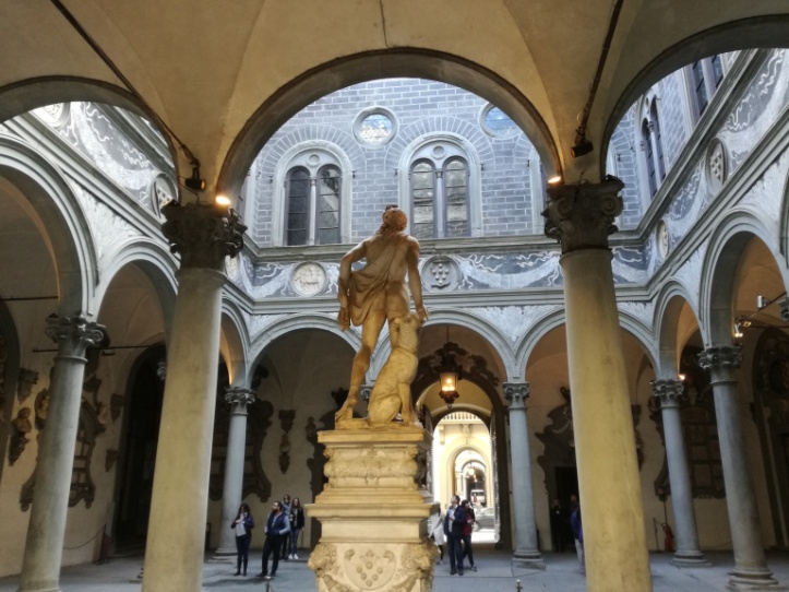 Palazzo Medici Riccardi, cortile interno